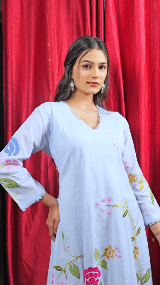 ""Rooh" organic cotton gown