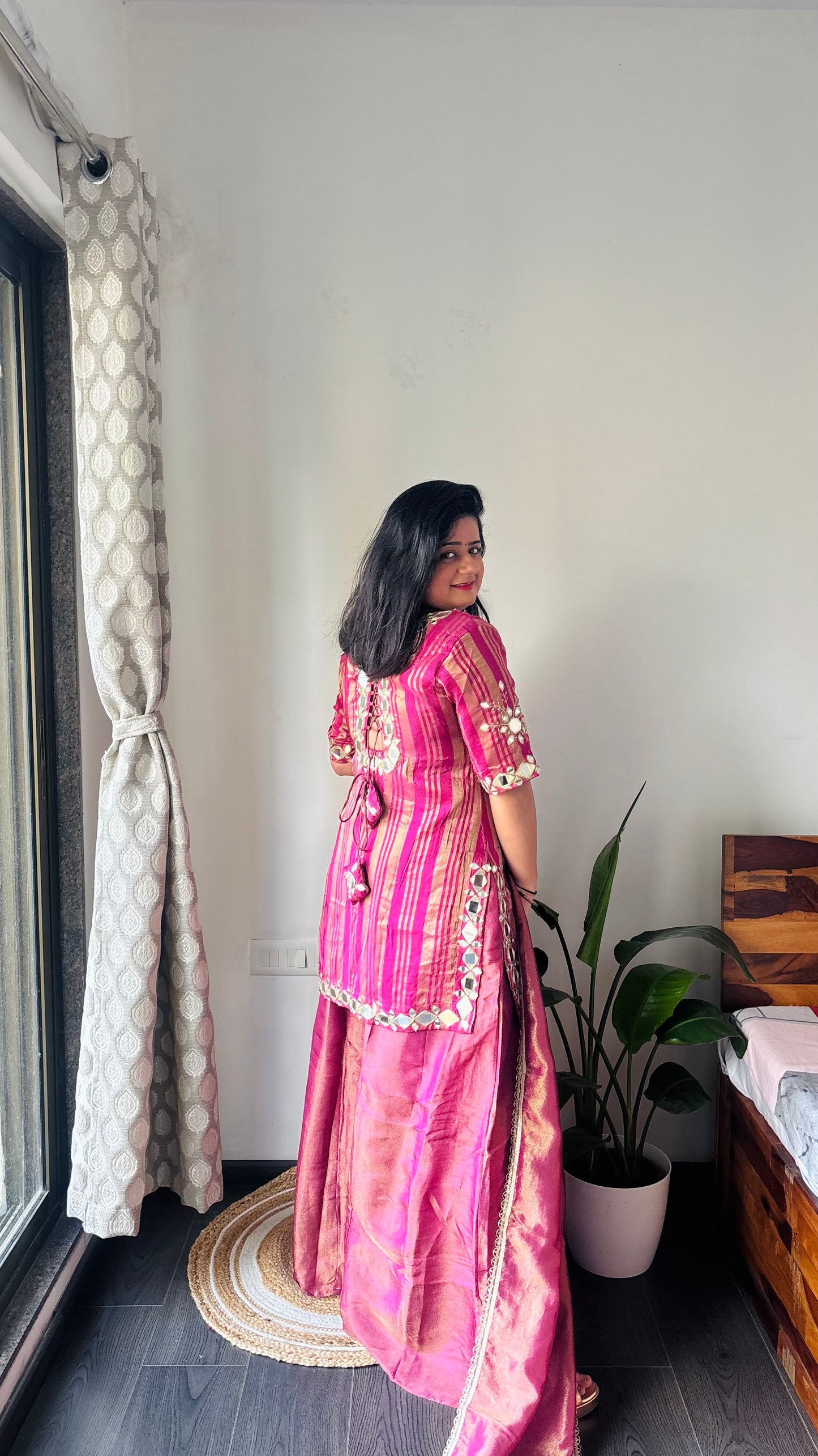 “Shiney” tissue and Mirror handwork shahara set