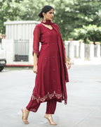 Lavi Mul Chanderi Anarkali