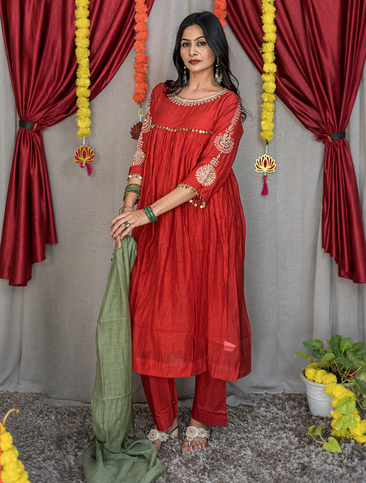 Nazakat Mul Chanderi Dress