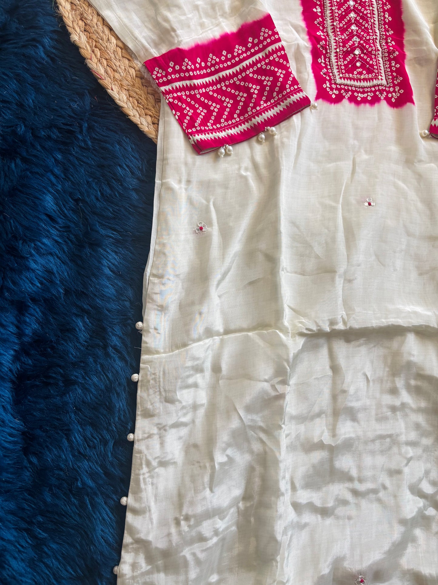 “Badhani” rich look pure crape silk suit 💜