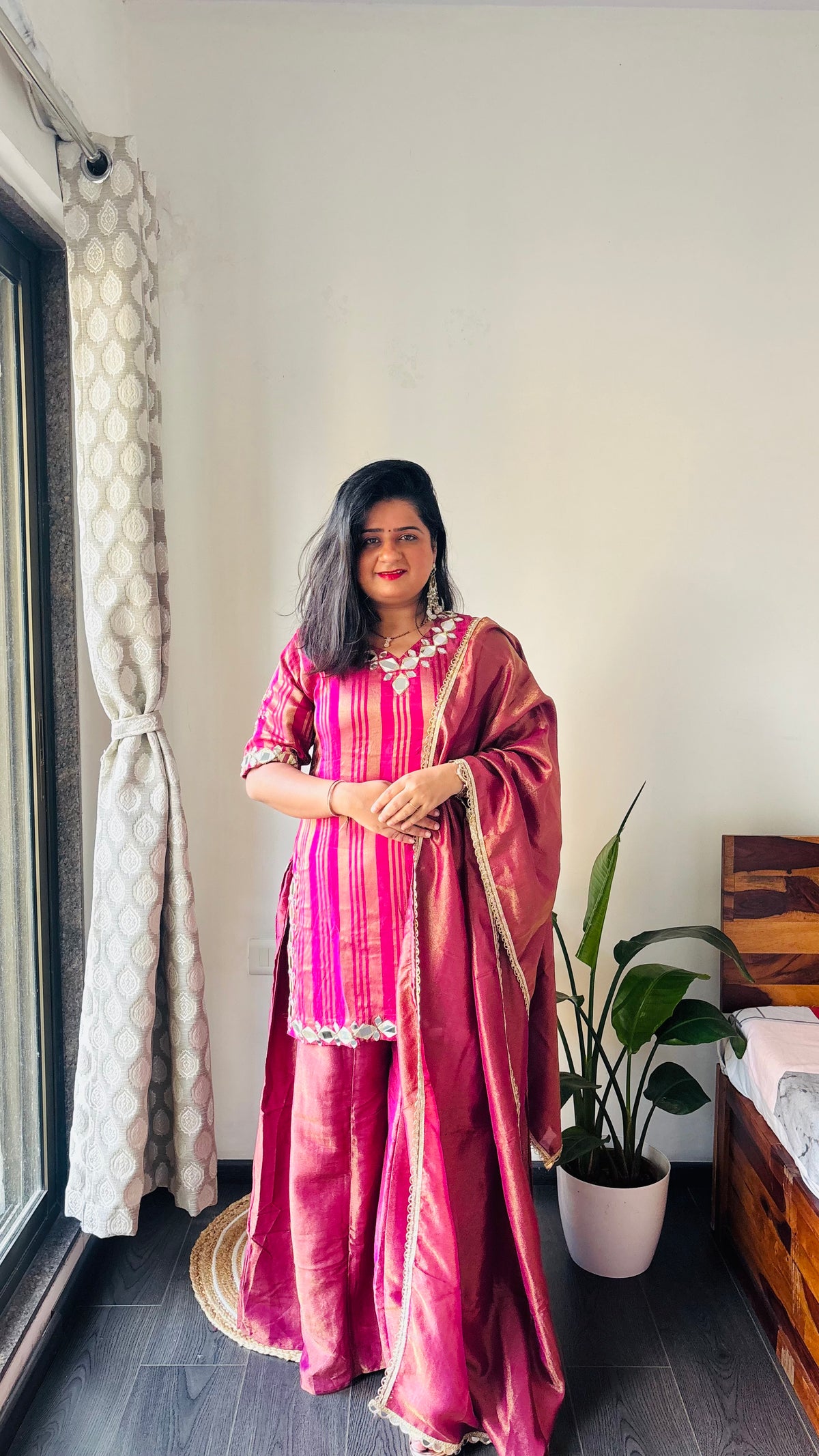 “Shiney” tissue and Mirror handwork shahara set