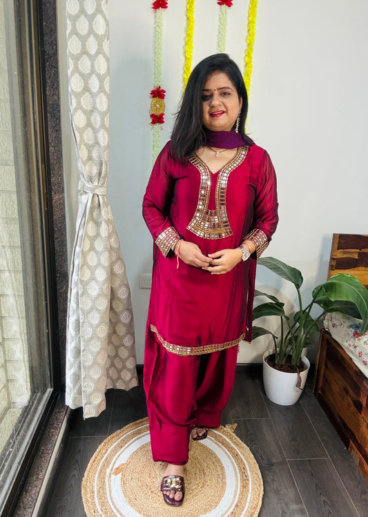 “Amartya” Farsai Salwar Suit “