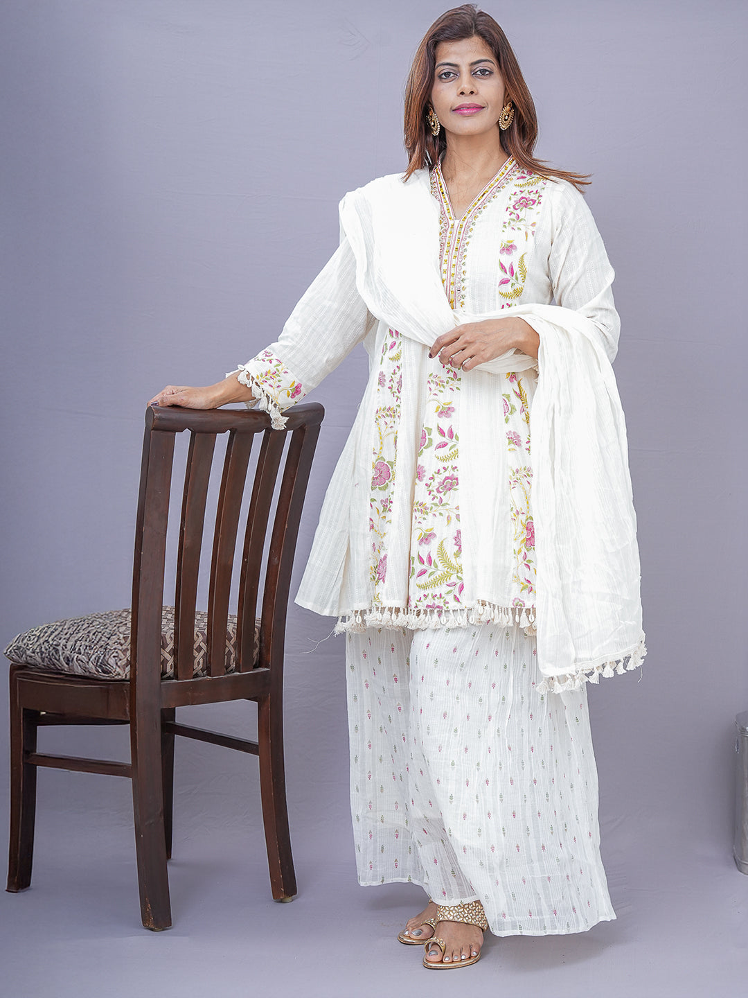 “Chahat” Sharara Set 🤍💜