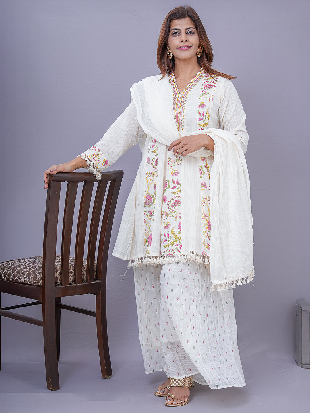 “Chahat” Sharara Set 🤍💜