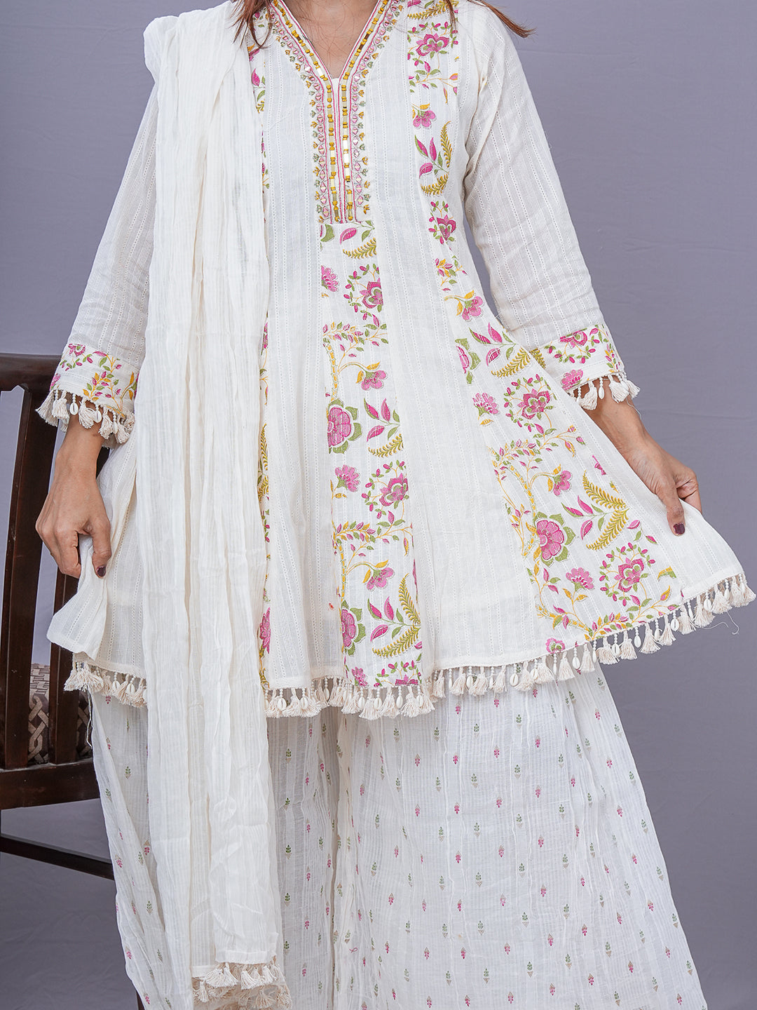 “Chahat” Sharara Set 🤍💜