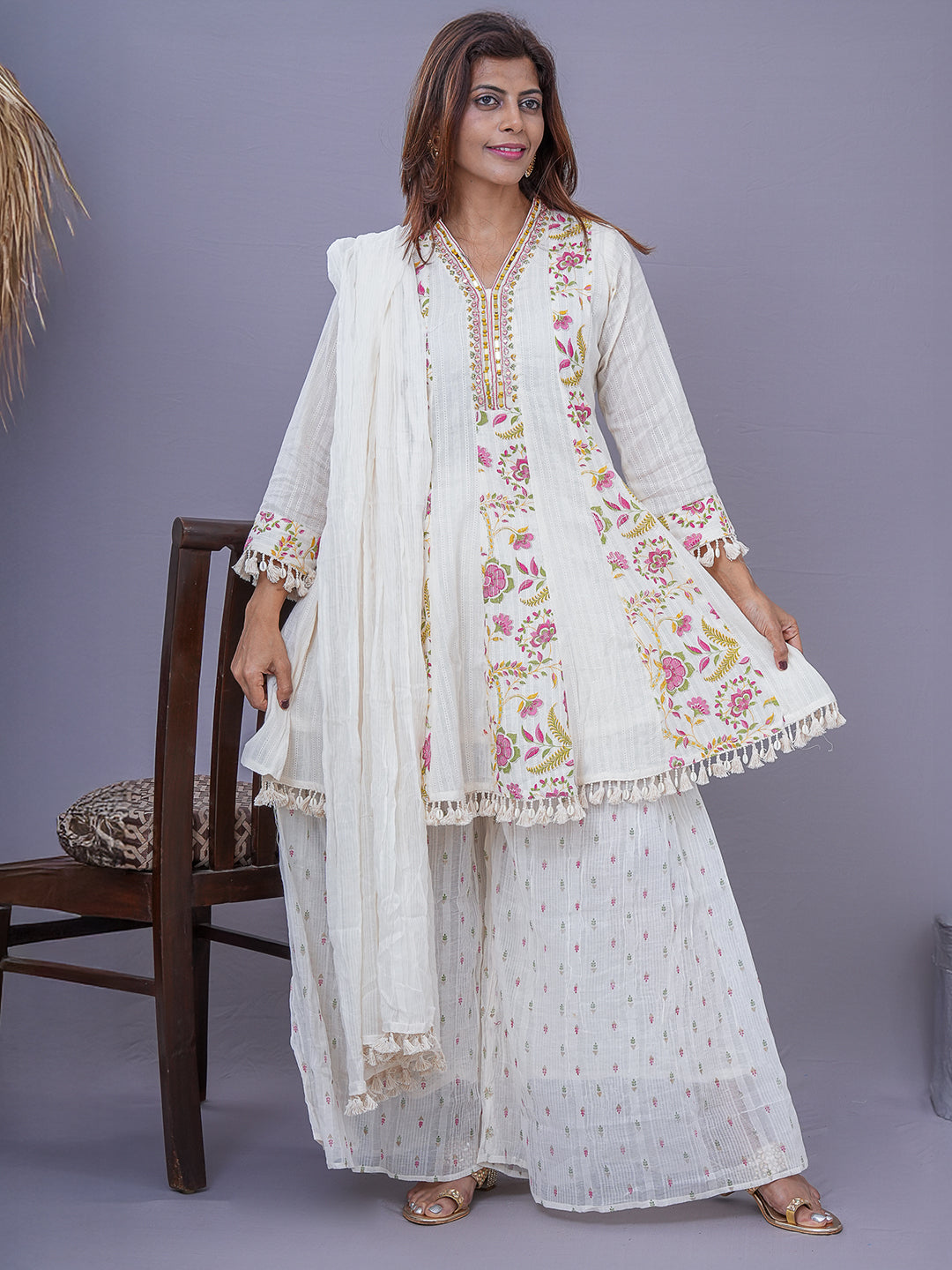 “Chahat” Sharara Set 🤍💜