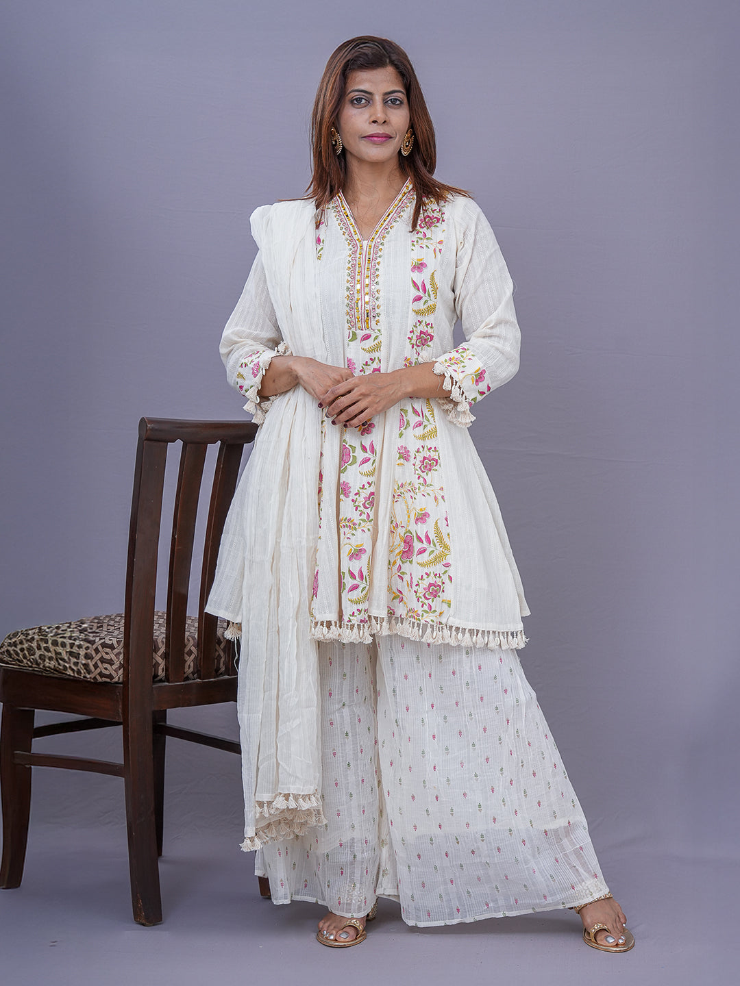 “Chahat” Sharara Set 🤍💜