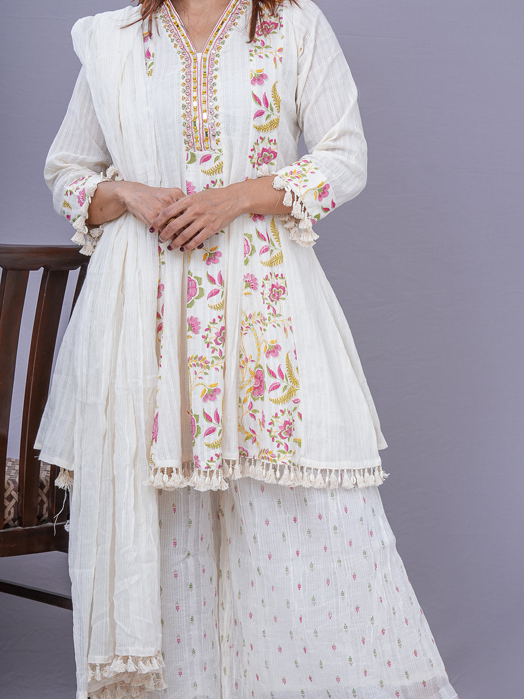 “Chahat” Sharara Set 🤍💜