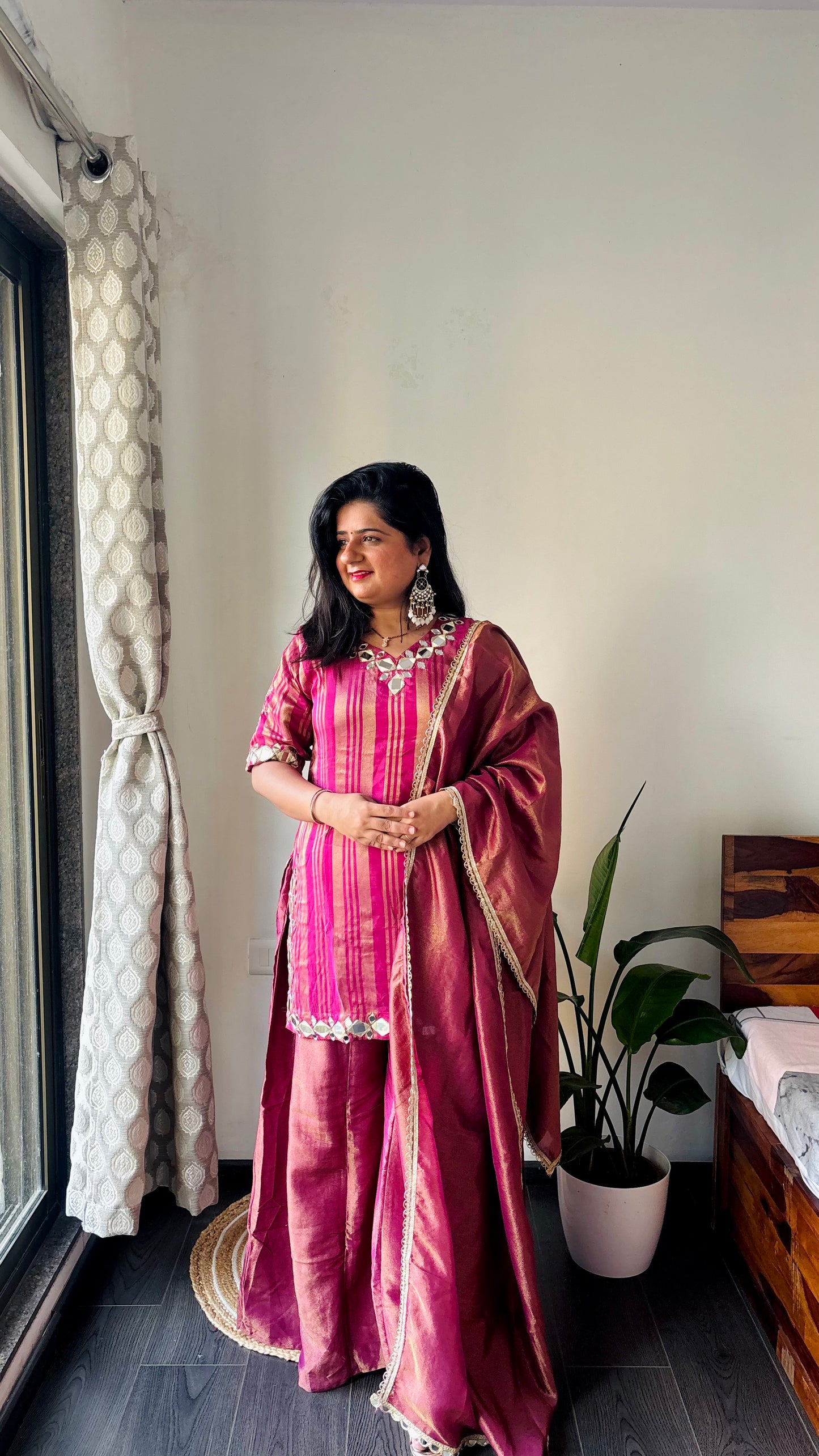 “Shiney” tissue and Mirror handwork shahara set