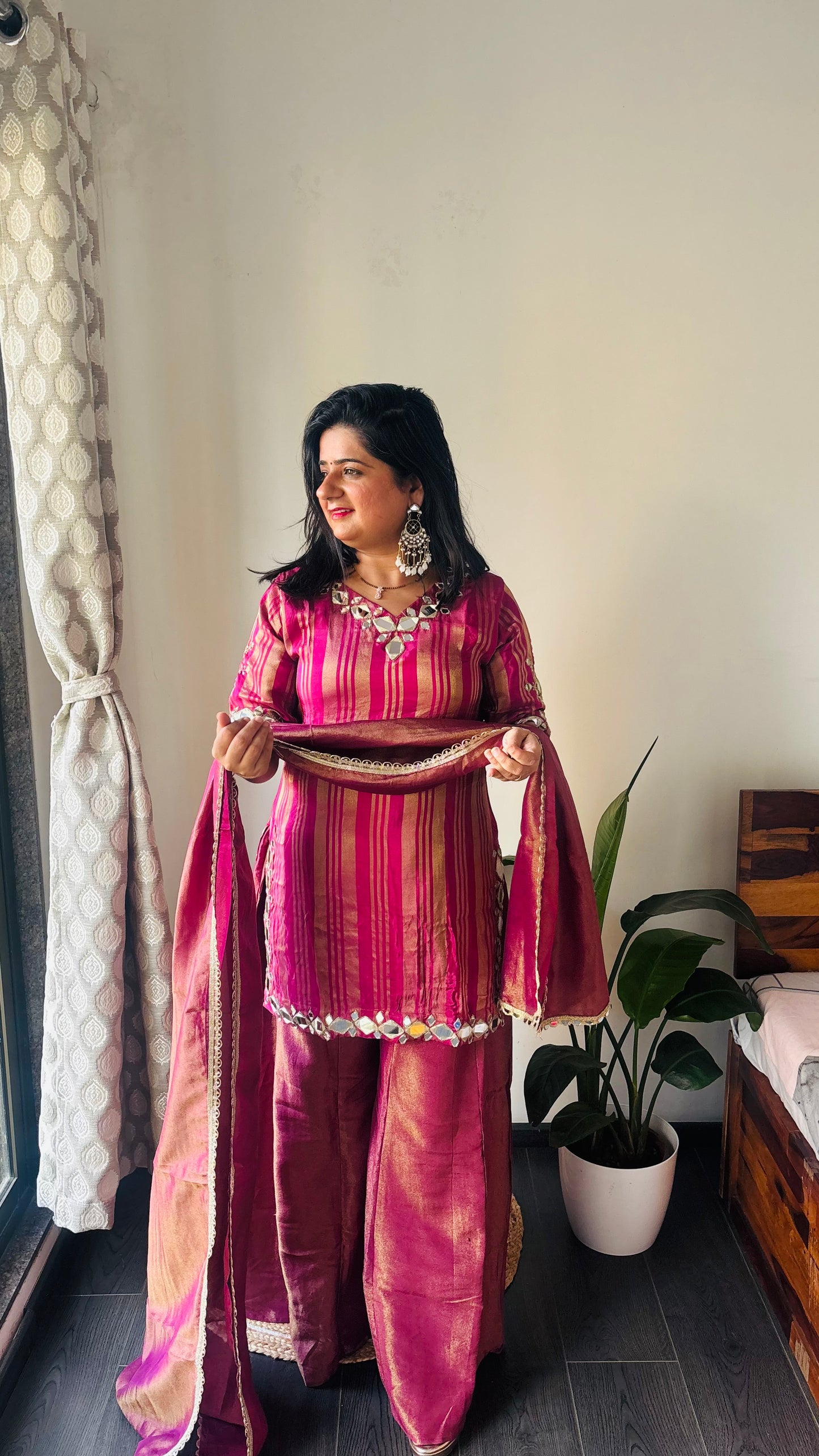 “Shiney” tissue and Mirror handwork shahara set