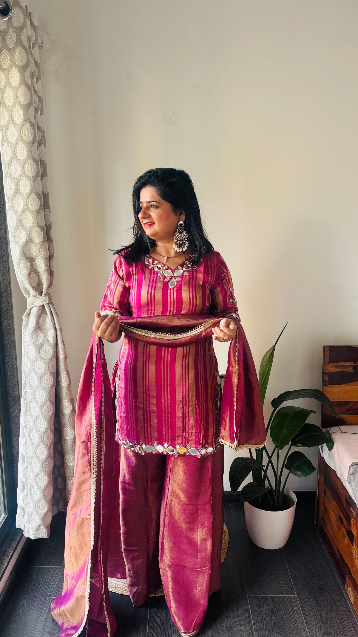 “Shiney” tissue and Mirror handwork shahara set