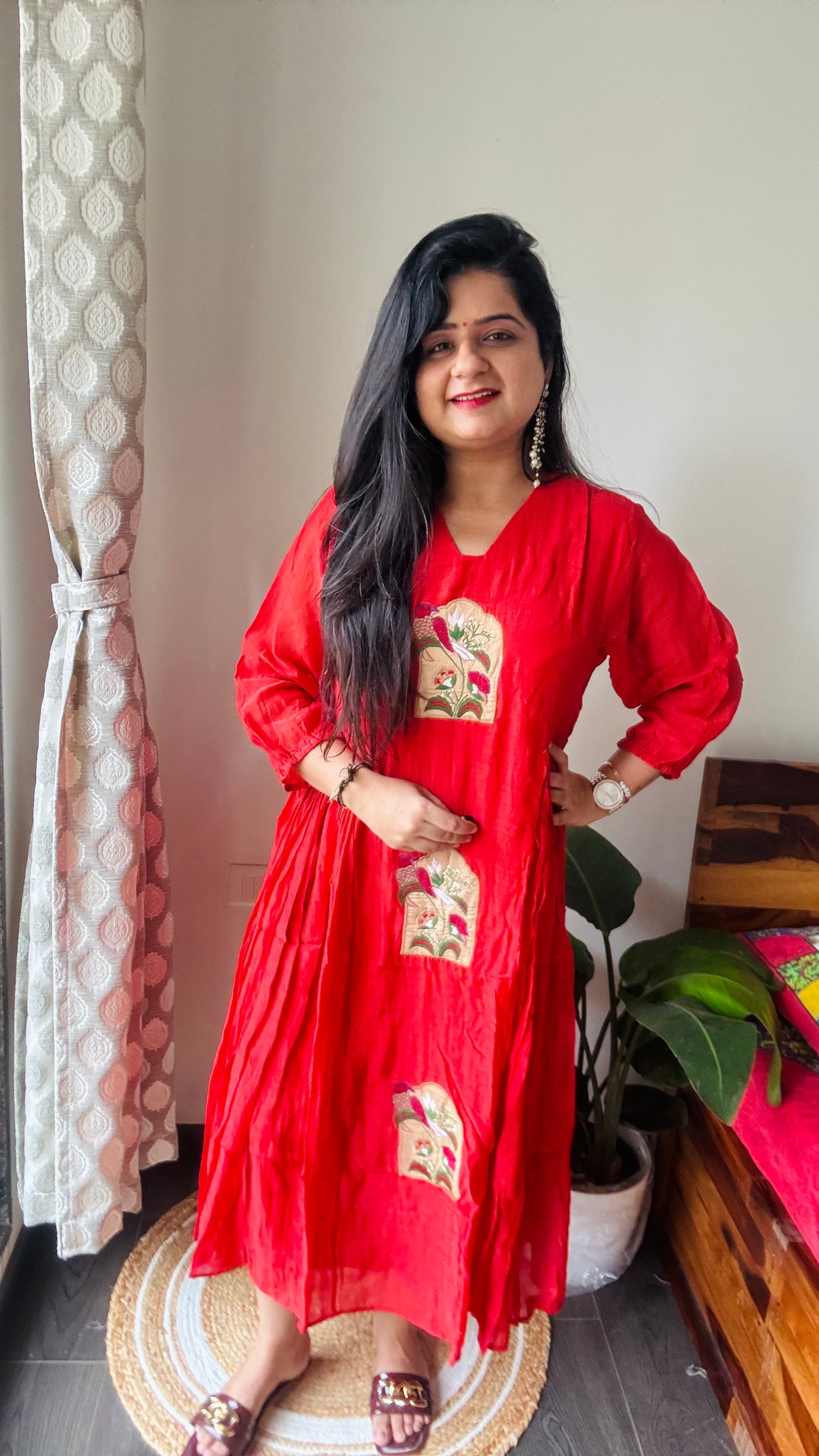 “Mishri “Mul Chanderi  Gown💜