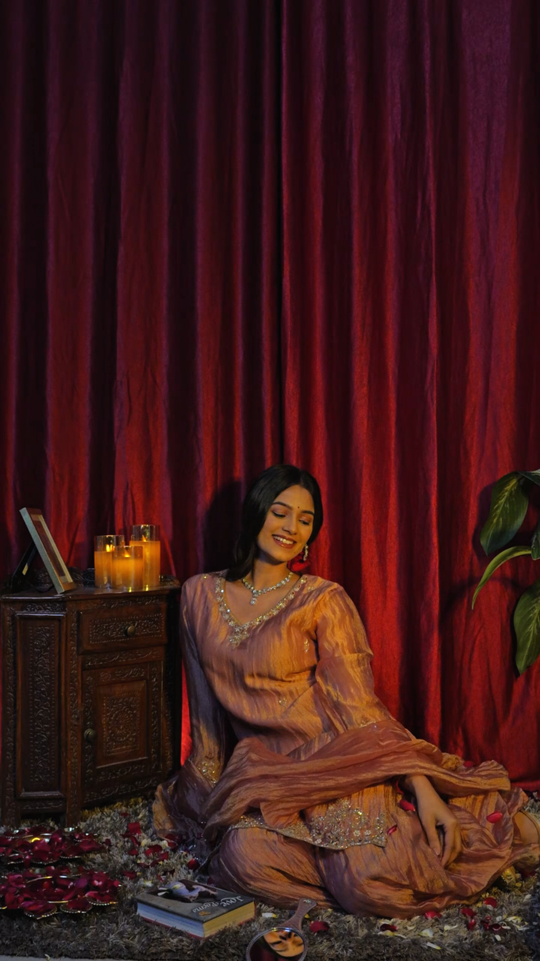 "Kohinoor " glass tissue sharara set