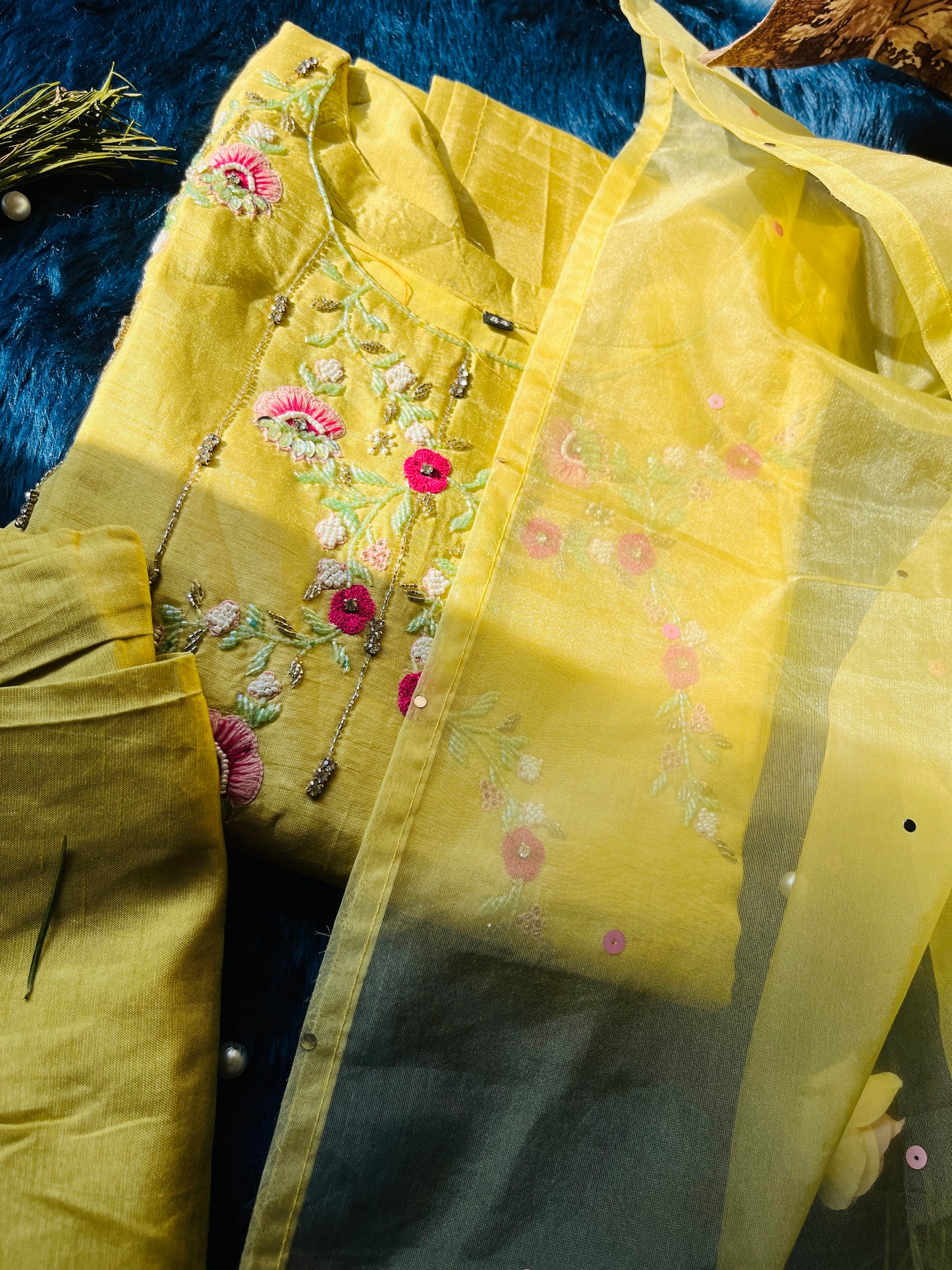 Lime Green Hot Favorite color of Summer - Beautiful Set with Pearl & Thread Handwork  💜